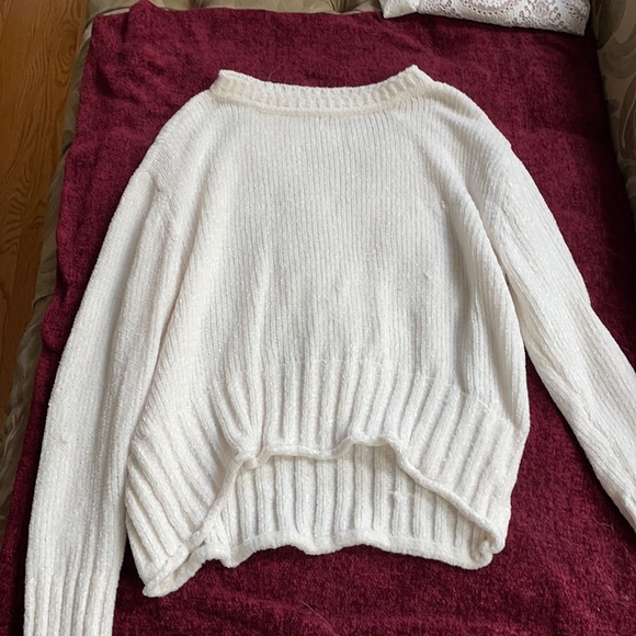 Altar’d state white sweater - Picture 1 of 2